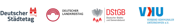Logos der kommunalen Spitzenverbände Deutscher Städtetag, Deutscher Landkreistag, Deutscher Städte- und Gemeindebund und des Verbandes kommunaler Unternehmen