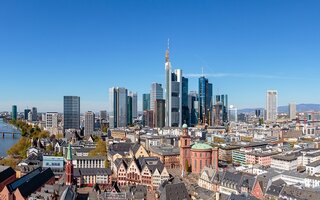 Blick auf die Skyline der Stadt Frankfurt am Main