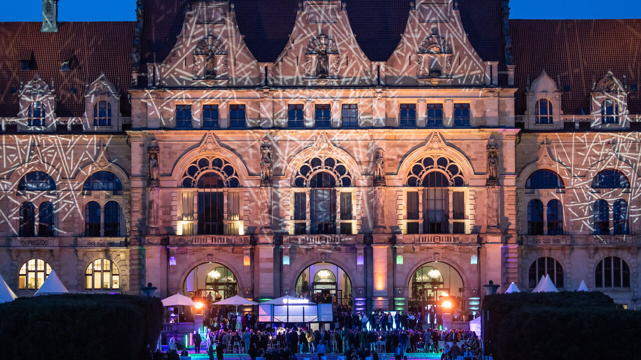Die Landeshauptstadt Hannover lud zur Abendveranstaltung ins Neue Rathaus ein.