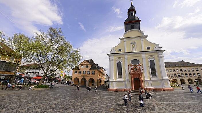 Rathausplatz der Stadt Frankenthal.