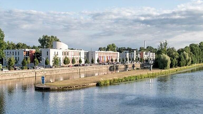 Schweinfurt - Blick auf das Konferenzzentrum