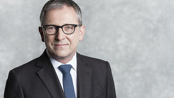 Porträtbild von Dr. Peter Kurz, Oberbürgermeister der Stadt Mannheim