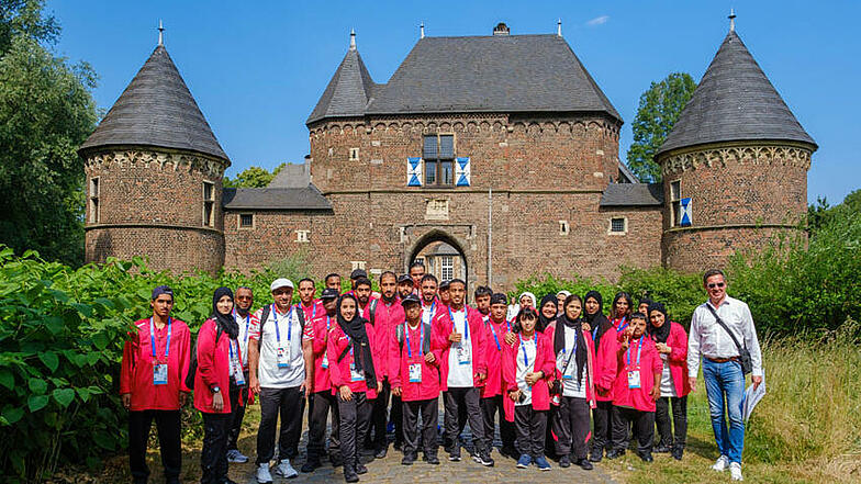 Ankunft der Delegation aus dem Oman auf der Burg Vondern in der Host Town Oberhausen.