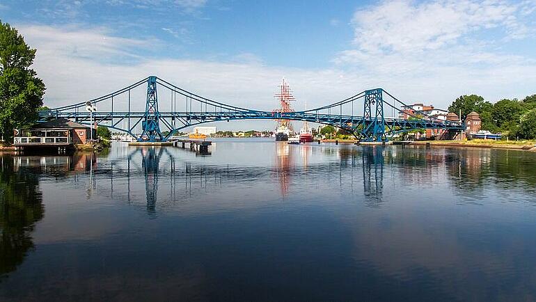 Wilhelmshaven - Aufnahme mit Blick zur Kaiser-Wilhelm-Brücke