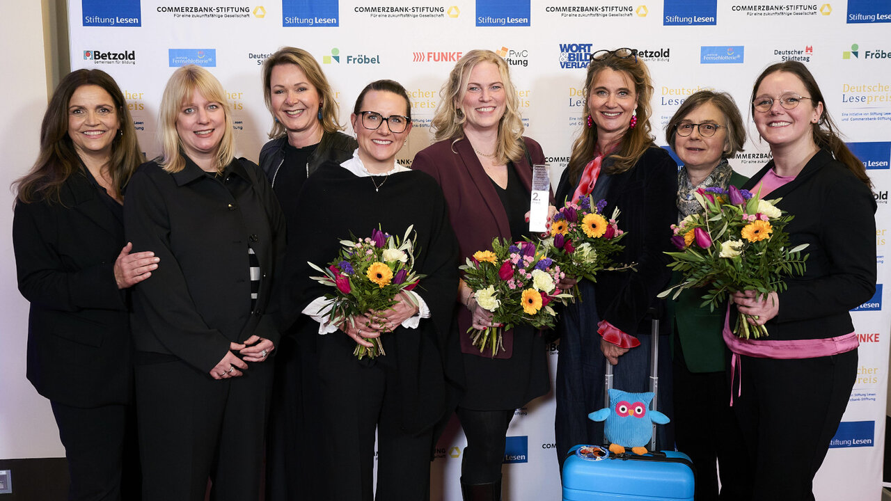 Preisverleihung Deutscher Lesepreis 2026 Kategorie "Herausragendes kommunales Engagement": 2. Platz: Stadtschulamt Frankfurt am Main: „Frankfurter Bücherkoffer“ (Frankfurt am Main in Hessen)