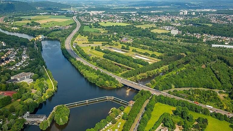 Hagen mit vier Flüßen, zwei Seen und einer Talsperre