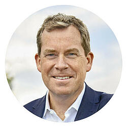 Porträtbild von Dr. Ulf Kämpfer, Oberbürgermeister aus Kiel