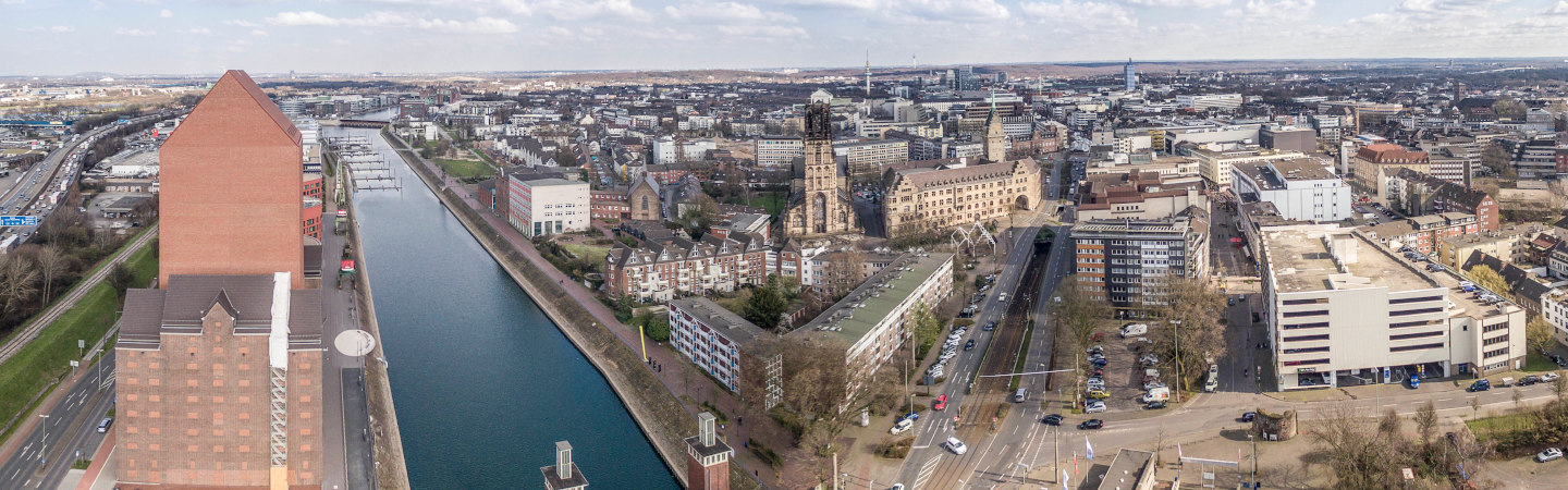Luftaufnahme der Innenstadt von Duisburg